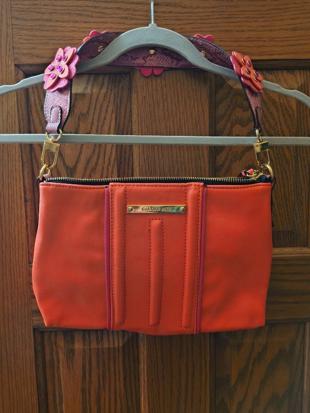 Gianni Bini New Sunset Color Handbag